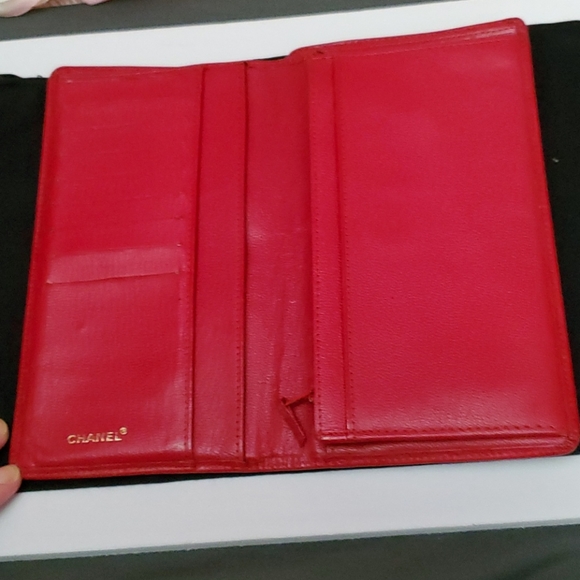Chanel Long Bifold wallet? FIRM PRICE - Picture 3 of 16